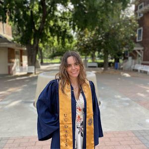 Meet your Posher, Mia